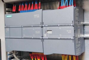 Programmable Logic Controllers (PLCs) | blog | enProducts Pvt Ltd